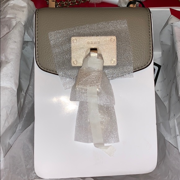 DKNY Elissa Pebble Leather Charm Chain Crossbody - Picture 4 of 6